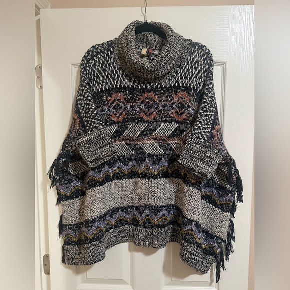 NWOT Anthropologie Pilcro Magda Knit Southwestern‎ Oversized Poncho XS/S. - Picture 3 of 8
